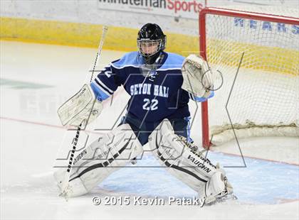 Thumbnail 2 in Seton Hall Prep vs. Bergen Catholic (Notre Dame New Year's Invitational Consolation) photogallery.