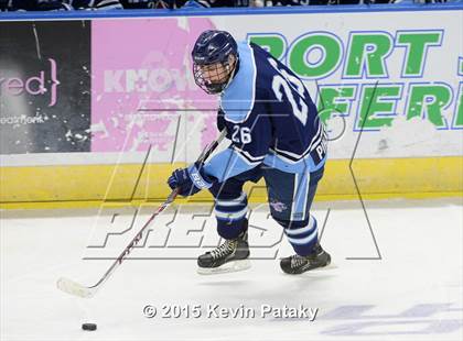 Thumbnail 3 in Seton Hall Prep vs. Bergen Catholic (Notre Dame New Year's Invitational Consolation) photogallery.