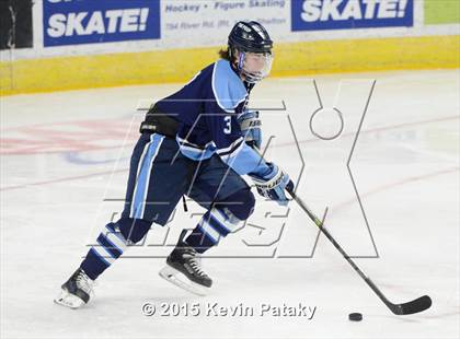 Thumbnail 3 in Seton Hall Prep vs. Bergen Catholic (Notre Dame New Year's Invitational Consolation) photogallery.