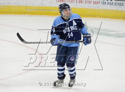 Thumbnail 2 in Seton Hall Prep vs. Bergen Catholic (Notre Dame New Year's Invitational Consolation) photogallery.