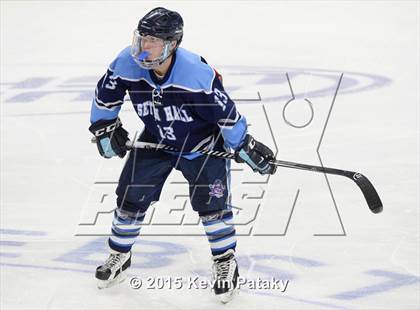 Thumbnail 3 in Seton Hall Prep vs. Bergen Catholic (Notre Dame New Year's Invitational Consolation) photogallery.