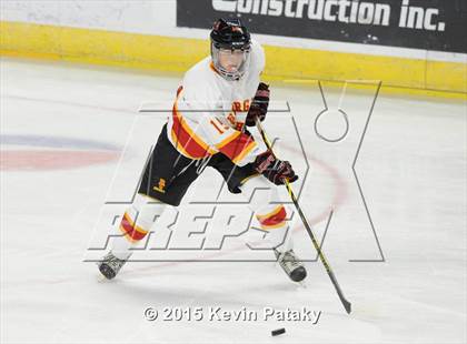 Thumbnail 1 in Seton Hall Prep vs. Bergen Catholic (Notre Dame New Year's Invitational Consolation) photogallery.