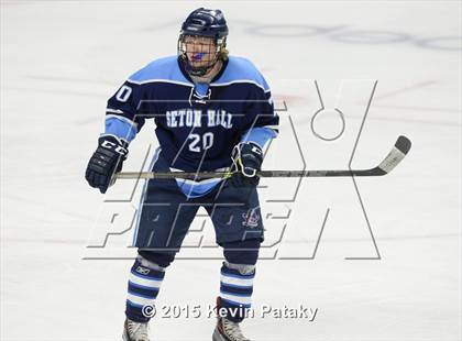 Thumbnail 1 in Seton Hall Prep vs. Bergen Catholic (Notre Dame New Year's Invitational Consolation) photogallery.
