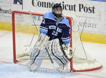 Thumbnail 1 in Seton Hall Prep vs. Bergen Catholic (Notre Dame New Year's Invitational Consolation) photogallery.
