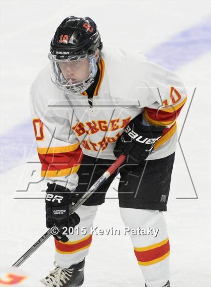 Thumbnail 1 in Seton Hall Prep vs. Bergen Catholic (Notre Dame New Year's Invitational Consolation) photogallery.