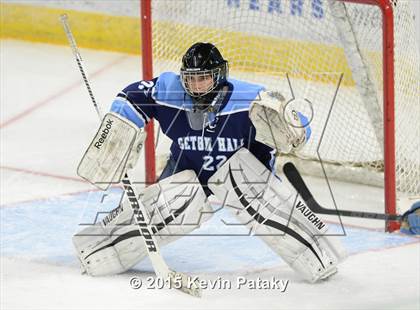 Thumbnail 3 in Seton Hall Prep vs. Bergen Catholic (Notre Dame New Year's Invitational Consolation) photogallery.