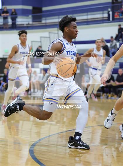 Thumbnail 2 in Fremont vs. Orem (Corner Canyon Tournament of Champions) photogallery.