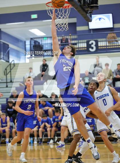 Thumbnail 2 in Fremont vs. Orem (Corner Canyon Tournament of Champions) photogallery.