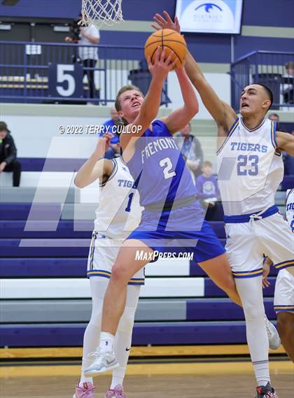 Thumbnail 2 in Fremont vs. Orem (Corner Canyon Tournament of Champions) photogallery.