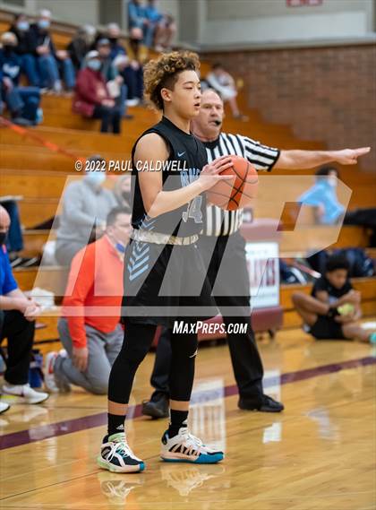 Thumbnail 1 in Rogers vs Graham-Kapowsin (SPSL 4A playoff) photogallery.