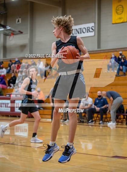 Thumbnail 1 in Rogers vs Graham-Kapowsin (SPSL 4A playoff) photogallery.