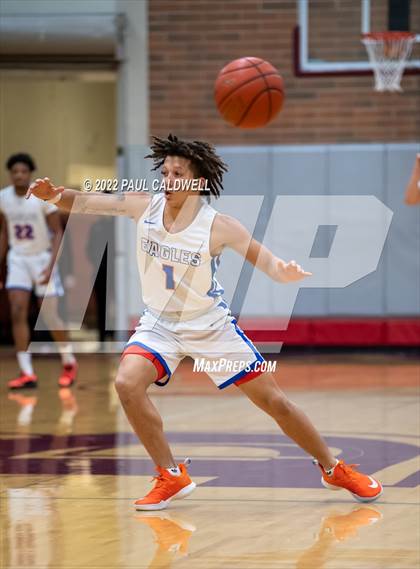 Thumbnail 1 in Rogers vs Graham-Kapowsin (SPSL 4A playoff) photogallery.