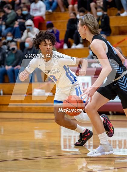 Thumbnail 1 in Rogers vs Graham-Kapowsin (SPSL 4A playoff) photogallery.