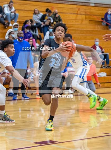 Thumbnail 3 in Rogers vs Graham-Kapowsin (SPSL 4A playoff) photogallery.