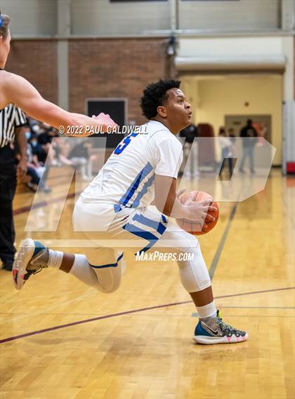 Thumbnail 3 in Rogers vs Graham-Kapowsin (SPSL 4A playoff) photogallery.