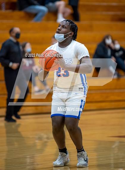 Thumbnail 3 in Rogers vs Graham-Kapowsin (SPSL 4A playoff) photogallery.
