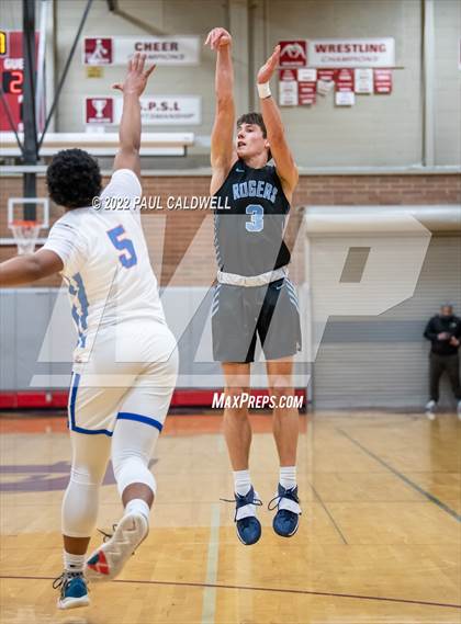 Thumbnail 1 in Rogers vs Graham-Kapowsin (SPSL 4A playoff) photogallery.