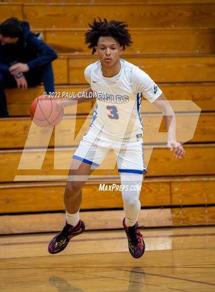 Thumbnail 2 in Rogers vs Graham-Kapowsin (SPSL 4A playoff) photogallery.