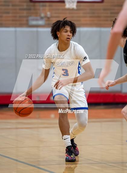 Thumbnail 2 in Rogers vs Graham-Kapowsin (SPSL 4A playoff) photogallery.