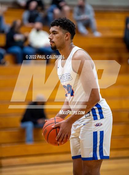 Thumbnail 2 in Rogers vs Graham-Kapowsin (SPSL 4A playoff) photogallery.