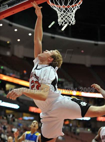 Thumbnail 2 in Gahr vs. Harvard-Westlake (CIF SS D3-A Final)  photogallery.