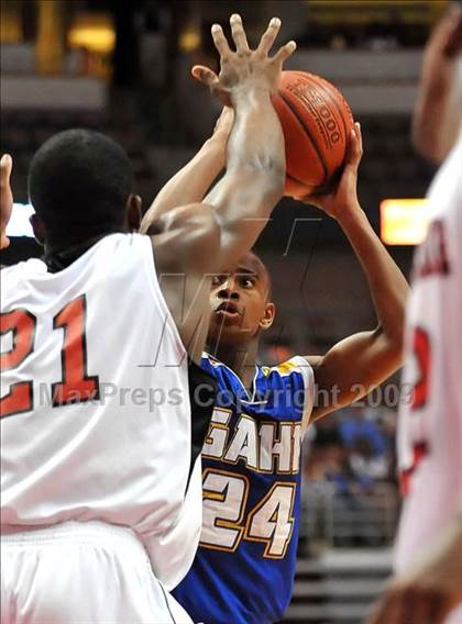 Thumbnail 1 in Gahr vs. Harvard-Westlake (CIF SS D3-A Final)  photogallery.