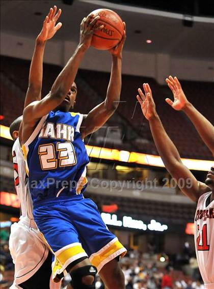 Thumbnail 1 in Gahr vs. Harvard-Westlake (CIF SS D3-A Final)  photogallery.