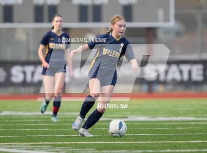 Thumbnail 2 in Bellevue vs Roosevelt (WIAA 3A Semifinal) photogallery.
