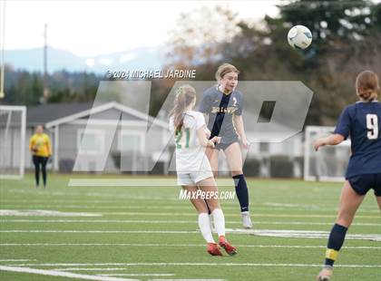 Thumbnail 2 in Bellevue vs Roosevelt (WIAA 3A Semifinal) photogallery.