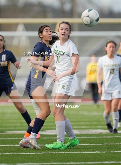 Thumbnail 1 in Bellevue vs Roosevelt (WIAA 3A Semifinal) photogallery.