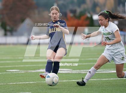 Thumbnail 1 in Bellevue vs Roosevelt (WIAA 3A Semifinal) photogallery.