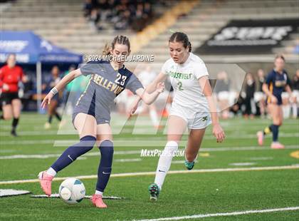 Thumbnail 1 in Bellevue vs Roosevelt (WIAA 3A Semifinal) photogallery.