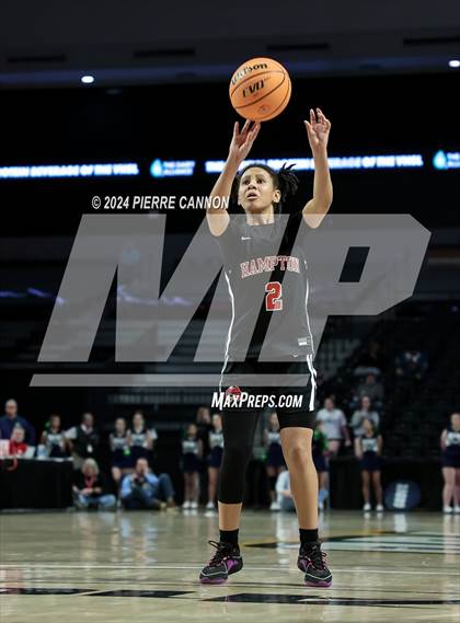 Thumbnail 2 in Woodgrove vs. Hampton (VHSL Class 4 State Final) photogallery.