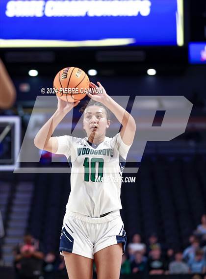 Thumbnail 3 in Woodgrove vs. Hampton (VHSL Class 4 State Final) photogallery.