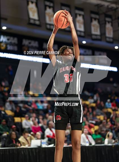 Thumbnail 1 in Woodgrove vs. Hampton (VHSL Class 4 State Final) photogallery.