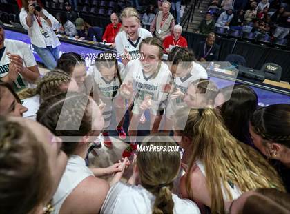 Thumbnail 1 in Woodgrove vs. Hampton (VHSL Class 4 State Final) photogallery.