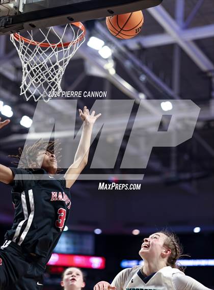 Thumbnail 2 in Woodgrove vs. Hampton (VHSL Class 4 State Final) photogallery.