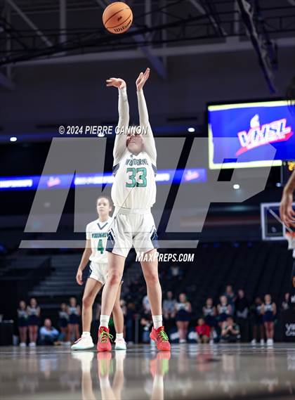 Thumbnail 3 in Woodgrove vs. Hampton (VHSL Class 4 State Final) photogallery.