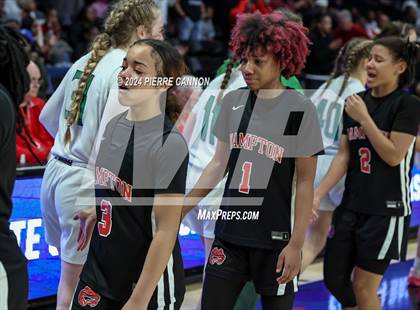 Thumbnail 2 in Woodgrove vs. Hampton (VHSL Class 4 State Final) photogallery.
