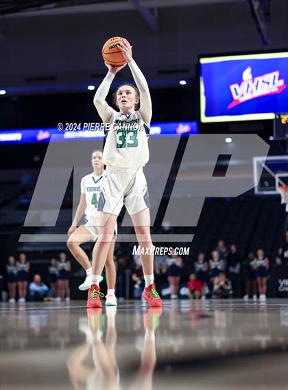 Thumbnail 2 in Woodgrove vs. Hampton (VHSL Class 4 State Final) photogallery.
