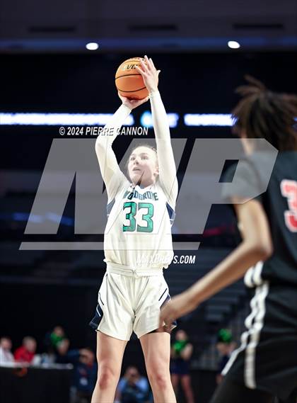 Thumbnail 1 in Woodgrove vs. Hampton (VHSL Class 4 State Final) photogallery.