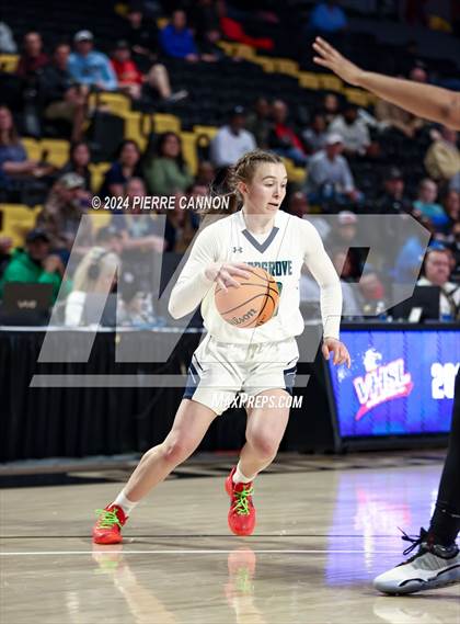 Thumbnail 1 in Woodgrove vs. Hampton (VHSL Class 4 State Final) photogallery.
