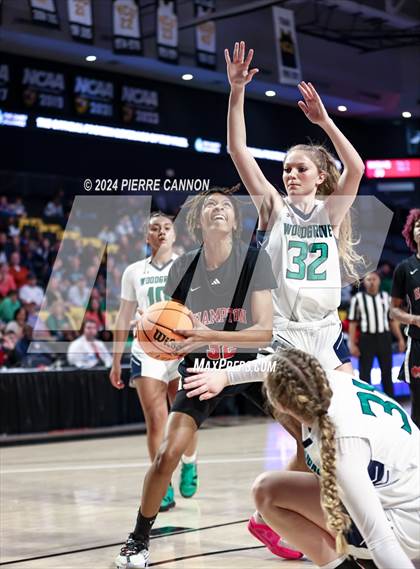 Thumbnail 3 in Woodgrove vs. Hampton (VHSL Class 4 State Final) photogallery.