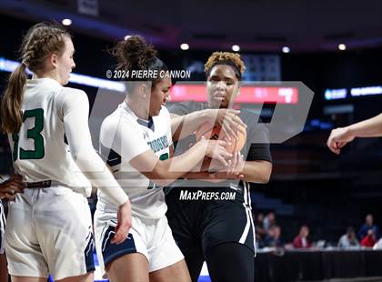 Thumbnail 1 in Woodgrove vs. Hampton (VHSL Class 4 State Final) photogallery.