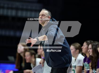 Thumbnail 2 in Woodgrove vs. Hampton (VHSL Class 4 State Final) photogallery.