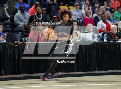 Thumbnail 2 in Woodgrove vs. Hampton (VHSL Class 4 State Final) photogallery.