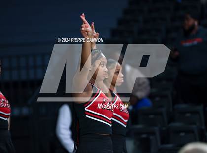 Thumbnail 3 in Woodgrove vs. Hampton (VHSL Class 4 State Final) photogallery.