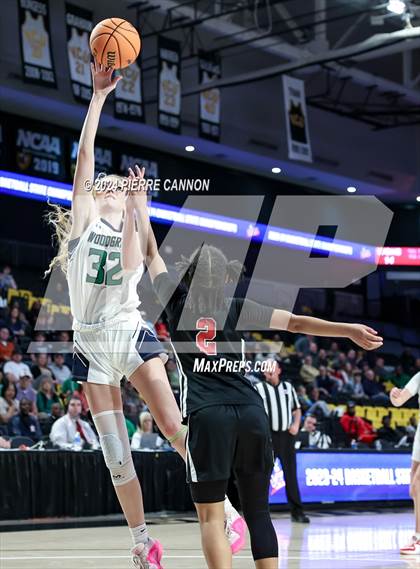 Thumbnail 2 in Woodgrove vs. Hampton (VHSL Class 4 State Final) photogallery.
