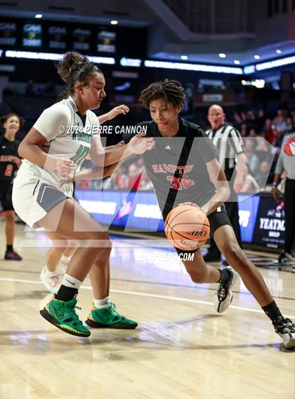 Thumbnail 1 in Woodgrove vs. Hampton (VHSL Class 4 State Final) photogallery.