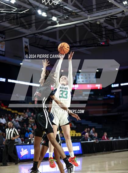 Thumbnail 2 in Woodgrove vs. Hampton (VHSL Class 4 State Final) photogallery.